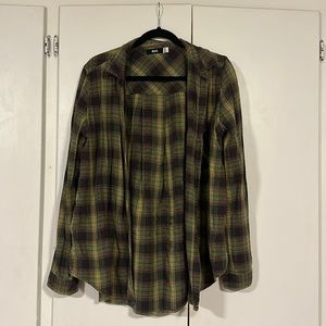 Large BDG flannel, lightly worn, yellow, brown and green plaid